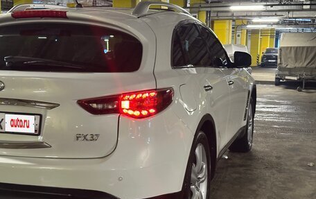 Infiniti FX II, 2010 год, 1 239 000 рублей, 11 фотография