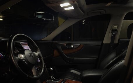 Infiniti FX II, 2010 год, 1 239 000 рублей, 18 фотография
