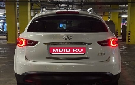 Infiniti FX II, 2010 год, 1 239 000 рублей, 5 фотография