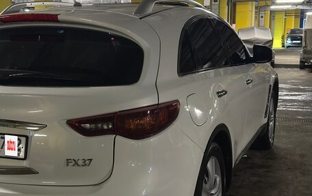 Infiniti FX II, 2010 год, 1 239 000 рублей, 24 фотография