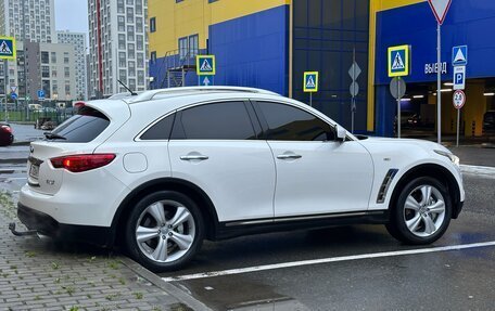Infiniti FX II, 2010 год, 1 239 000 рублей, 29 фотография