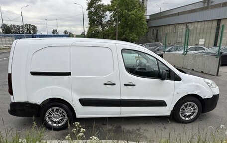 Peugeot Partner II рестайлинг 2, 2013 год, 450 000 рублей, 36 фотография