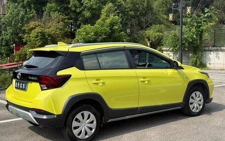 Toyota Yaris XP150 рестайлинг, 2021 год, 1 000 000 рублей, 6 фотография