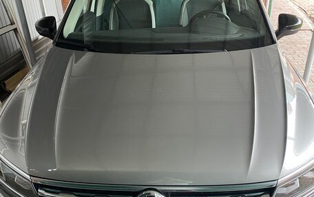 Volkswagen Tiguan II, 2020 год, 4 500 000 рублей, 2 фотография