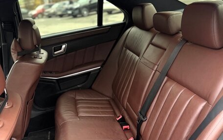 Mercedes-Benz E-Класс, 2013 год, 2 550 000 рублей, 15 фотография