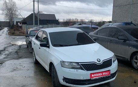 Skoda Rapid I, 2015 год, 650 000 рублей, 7 фотография