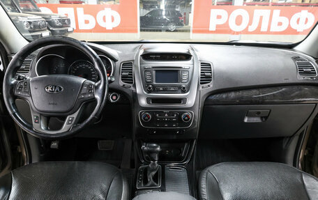 KIA Sorento II рестайлинг, 2017 год, 1 977 000 рублей, 15 фотография