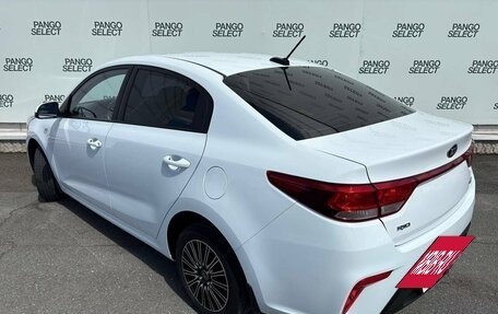 KIA Rio IV, 2018 год, 1 050 000 рублей, 2 фотография