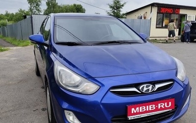 Hyundai Solaris II рестайлинг, 2011 год, 600 000 рублей, 1 фотография
