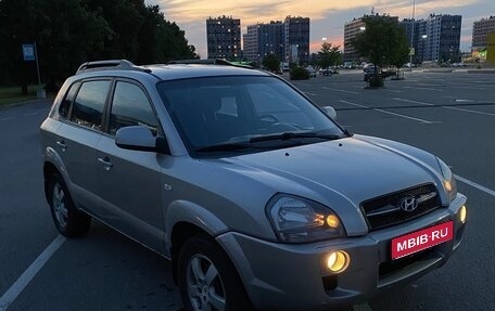 Hyundai Tucson III, 2008 год, 625 000 рублей, 1 фотография