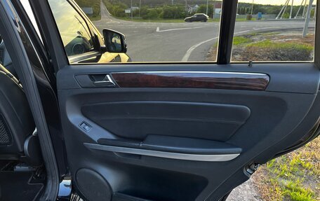 Mercedes-Benz GL-Класс, 2011 год, 850 000 рублей, 20 фотография