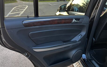 Mercedes-Benz GL-Класс, 2011 год, 850 000 рублей, 23 фотография