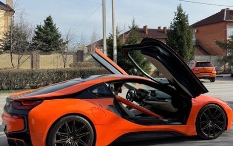 BMW i8 I рестайлинг, 2015 год, 5 890 000 рублей, 4 фотография