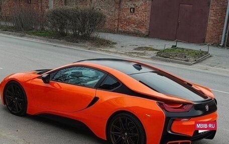 BMW i8 I рестайлинг, 2015 год, 5 890 000 рублей, 3 фотография