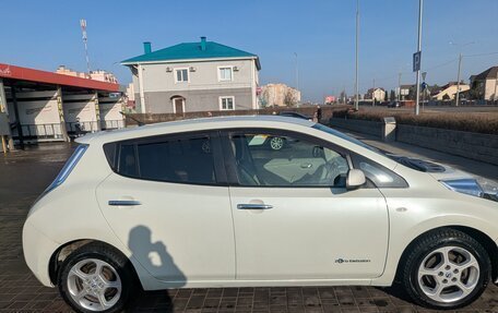 Nissan Leaf I, 2012 год, 1 050 000 рублей, 2 фотография