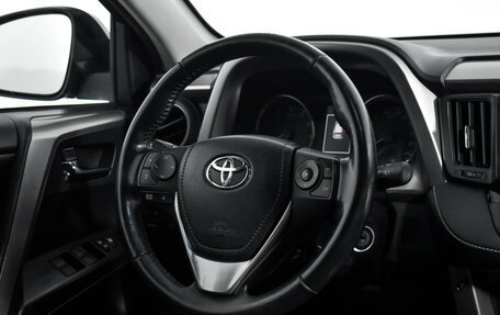 Toyota RAV4, 2017 год, 2 349 000 рублей, 15 фотография
