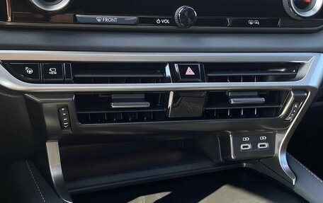 Lexus RX IV рестайлинг, 2025 год, 13 000 000 рублей, 28 фотография