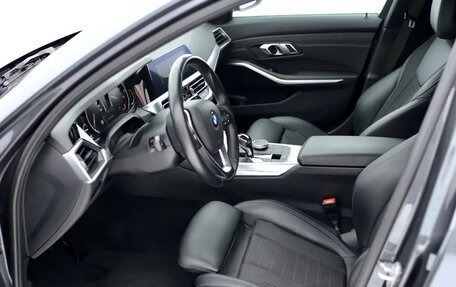 BMW 3 серия, 2019 год, 3 970 000 рублей, 9 фотография