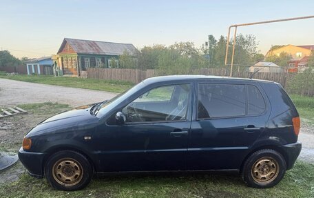 Volkswagen Polo III рестайлинг, 1999 год, 135 000 рублей, 4 фотография