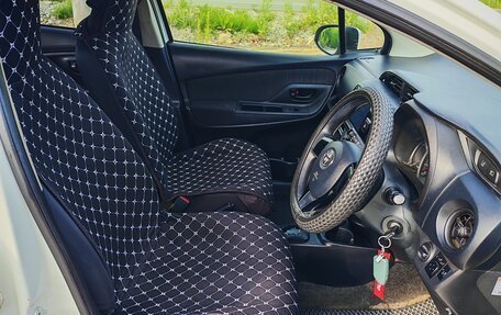 Toyota Vitz, 2017 год, 780 000 рублей, 19 фотография