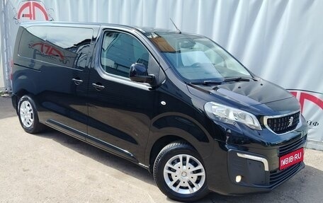 Peugeot Traveller I, 2018 год, 2 599 000 рублей, 1 фотография