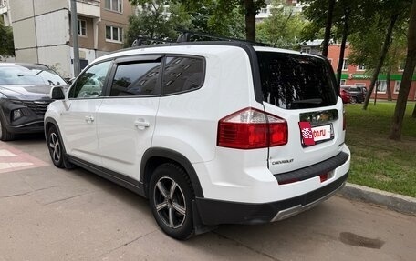 Chevrolet Orlando I, 2011 год, 720 000 рублей, 2 фотография