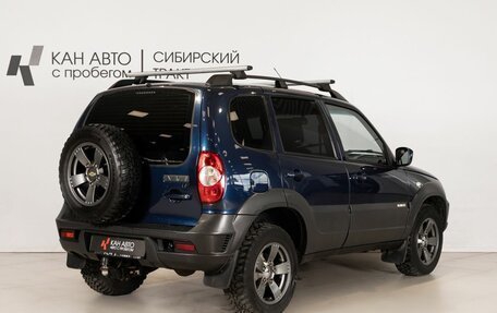Chevrolet Niva I рестайлинг, 2017 год, 770 000 рублей, 3 фотография