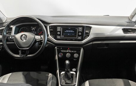 Volkswagen T-Roc I, 2020 год, 2 511 600 рублей, 6 фотография