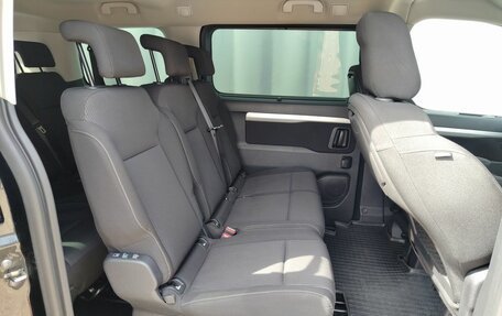 Peugeot Traveller I, 2018 год, 2 599 000 рублей, 12 фотография