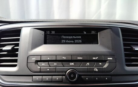 Peugeot Traveller I, 2018 год, 2 599 000 рублей, 23 фотография