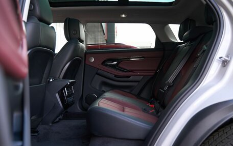 Land Rover Range Rover Evoque II, 2025 год, 6 599 900 рублей, 8 фотография