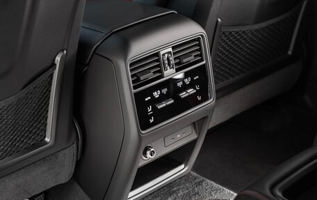 Porsche Cayenne III, 2025 год, 23 048 300 рублей, 32 фотография