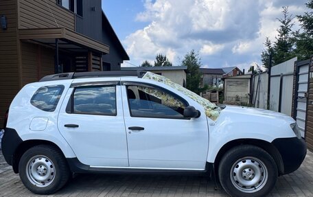 Renault Duster I рестайлинг, 2017 год, 1 000 000 рублей, 11 фотография