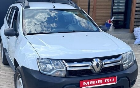 Renault Duster I рестайлинг, 2017 год, 1 000 000 рублей, 10 фотография