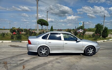 Opel Vectra B рестайлинг, 2001 год, 310 000 рублей, 10 фотография