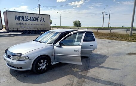 Opel Vectra B рестайлинг, 2001 год, 310 000 рублей, 5 фотография