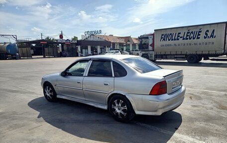 Opel Vectra B рестайлинг, 2001 год, 310 000 рублей, 13 фотография