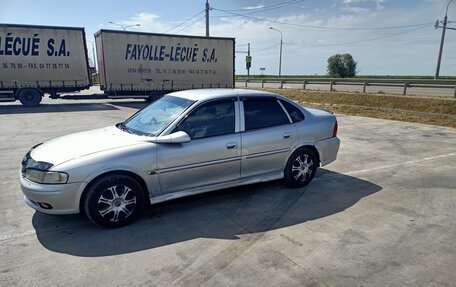 Opel Vectra B рестайлинг, 2001 год, 310 000 рублей, 14 фотография