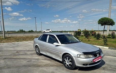 Opel Vectra B рестайлинг, 2001 год, 310 000 рублей, 8 фотография