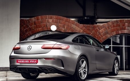 Mercedes-Benz E-Класс, 2018 год, 4 200 000 рублей, 7 фотография
