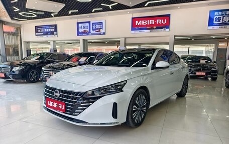 Nissan Altima VI (L34), 2022 год, 1 600 000 рублей, 1 фотография