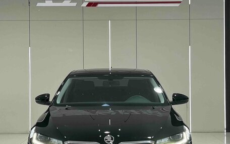 Skoda Superb III рестайлинг, 2022 год, 1 690 000 рублей, 2 фотография