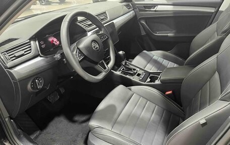 Skoda Superb III рестайлинг, 2022 год, 1 690 000 рублей, 7 фотография