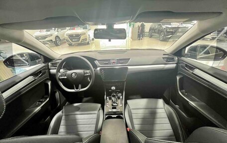 Skoda Superb III рестайлинг, 2022 год, 1 690 000 рублей, 8 фотография