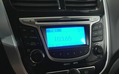 Hyundai Solaris II рестайлинг, 2012 год, 818 000 рублей, 12 фотография