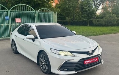 Toyota Camry, 2021 год, 2 995 000 рублей, 1 фотография
