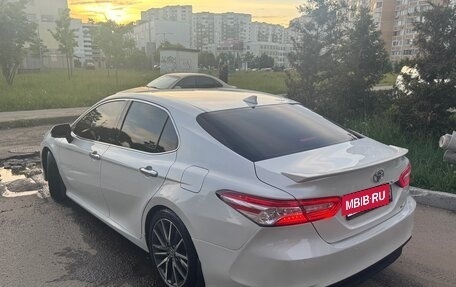 Toyota Camry, 2021 год, 2 995 000 рублей, 9 фотография