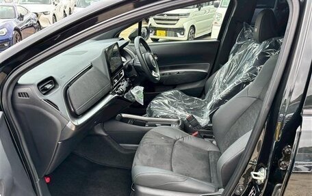 Toyota Aqua, 2023 год, 1 150 333 рублей, 22 фотография