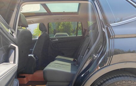 Volkswagen Tiguan II, 2022 год, 2 120 000 рублей, 9 фотография