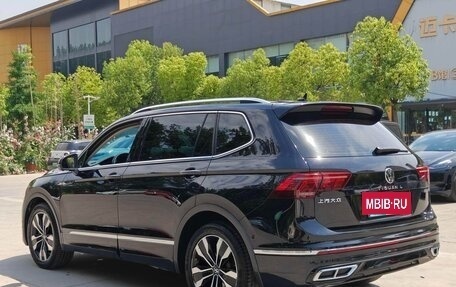 Volkswagen Tiguan II, 2022 год, 2 120 000 рублей, 7 фотография